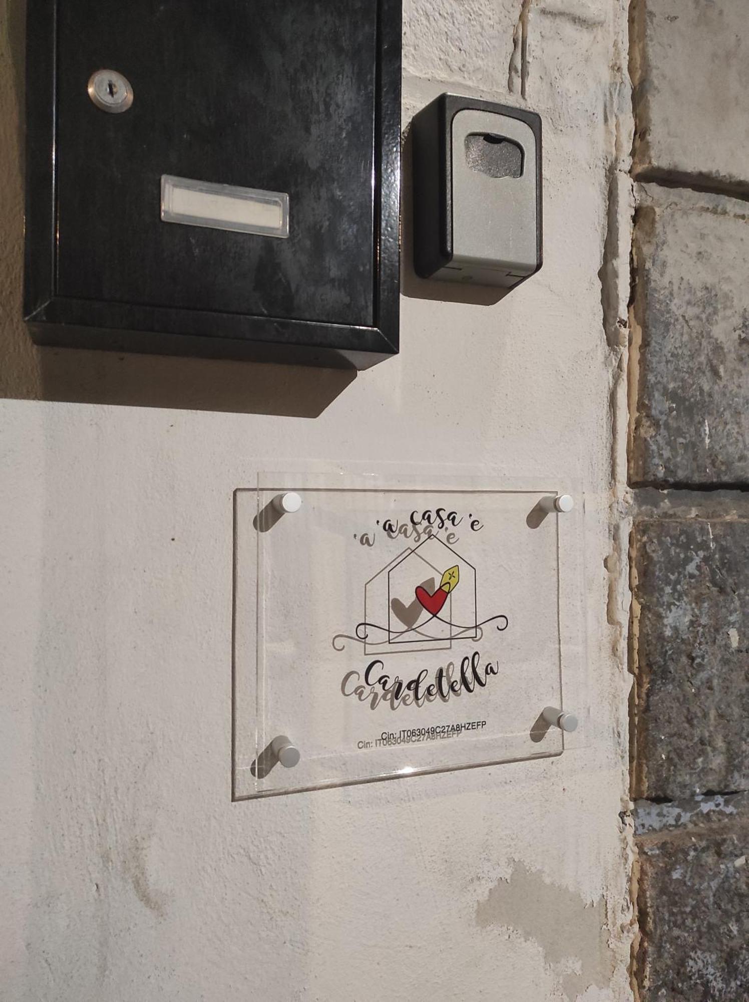 A Casa E Cardetella Apartment Napoli Ruang foto